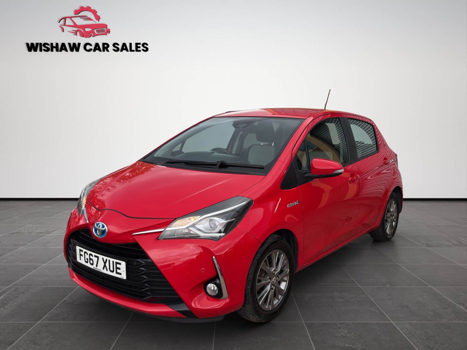 2017 Toyota YARIS 1.5 VVT-h Icon Tech, exterior view 3