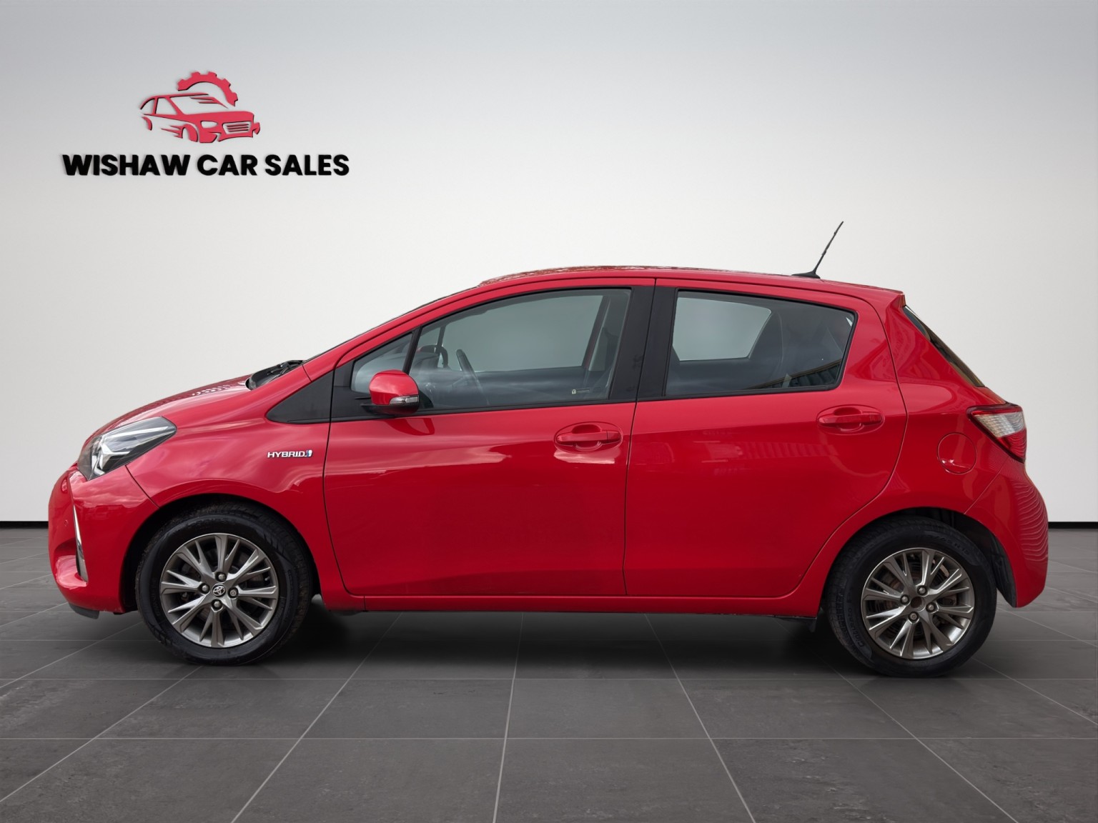 2017 Toyota YARIS 1.5 VVT-h Icon Tech, exterior view 4