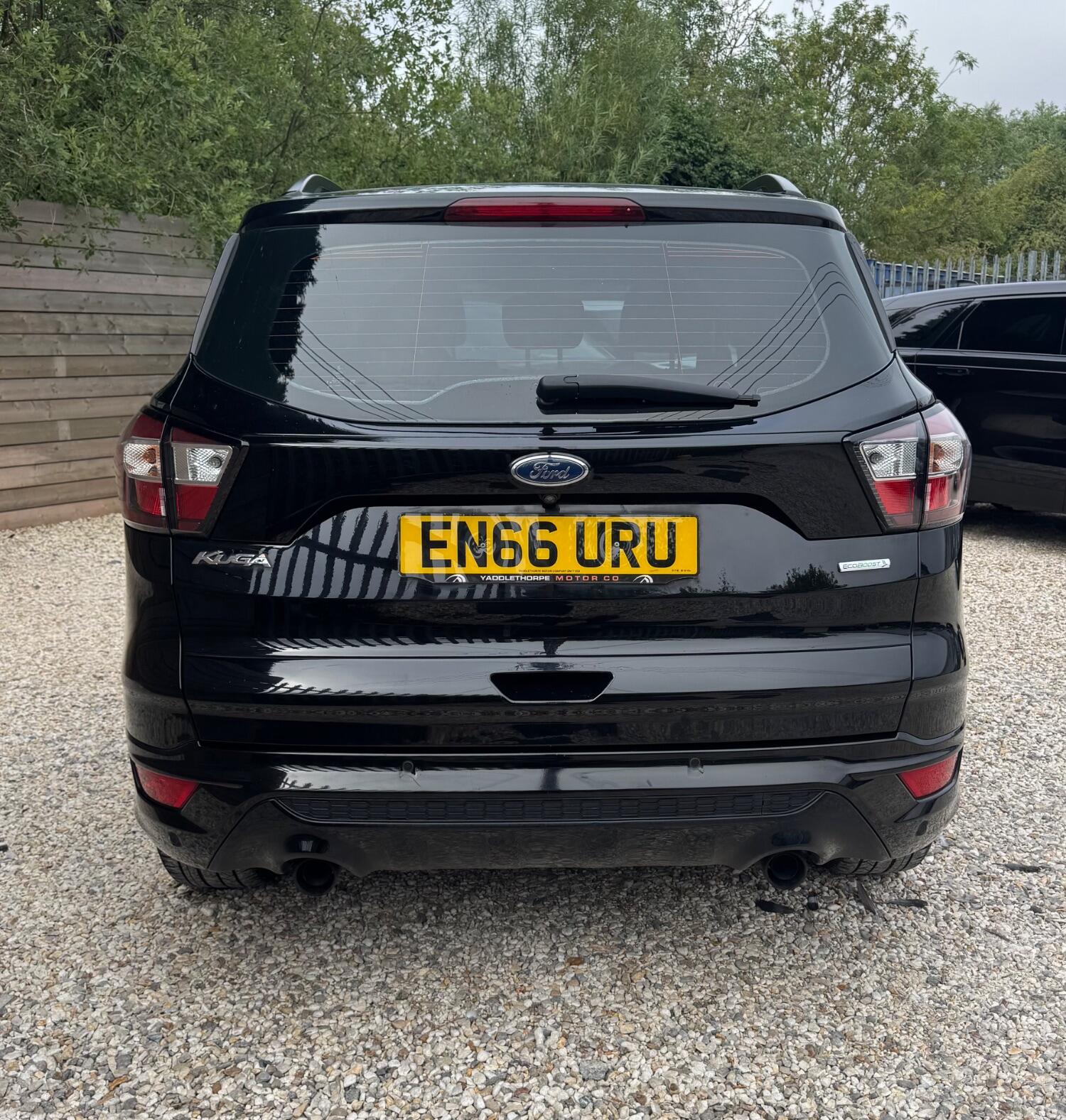 2016 Ford KUGA 1.5 T EcoBoost ST-Line, exterior view 4