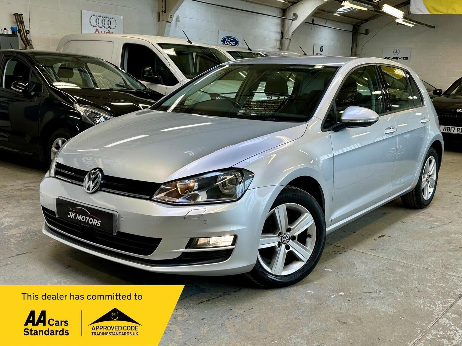 2017 Volkswagen GOLF 1.4 TSI BlueMotion Tech Match Edition Euro 6 (s/s) 5dr, exterior view 2