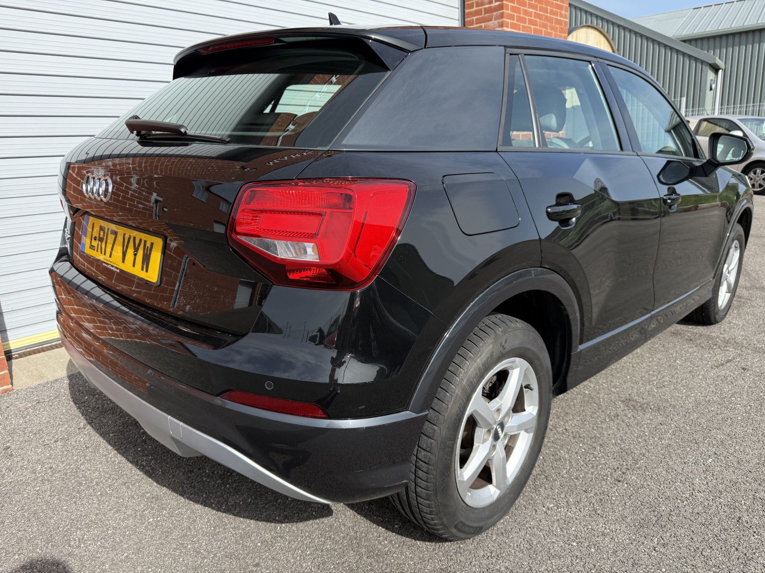 2017 Audi Q2 1.4 TFSI CoD SE, exterior view 3