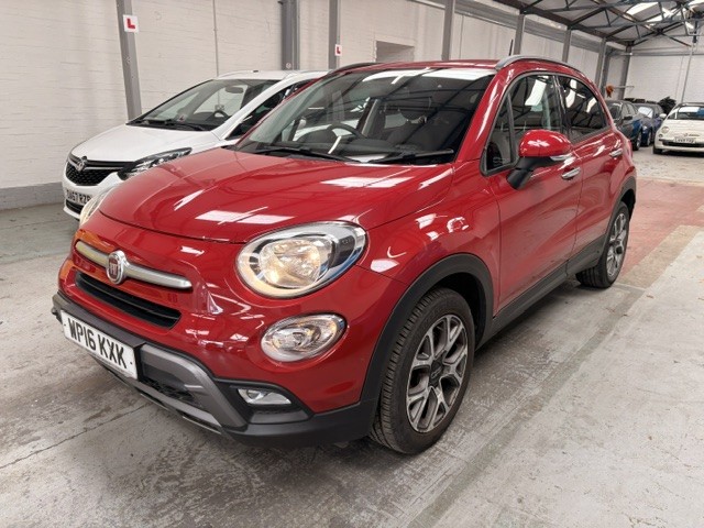 2016 Fiat 500X 1.6 500x Off-road Look 1.6 Multijet Ii 120hp Cross, exterior view 3