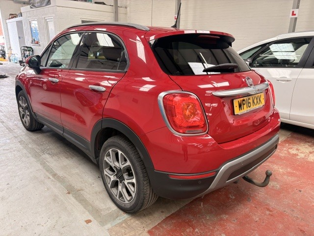2016 Fiat 500X 1.6 500x Off-road Look 1.6 Multijet Ii 120hp Cross, exterior view 4