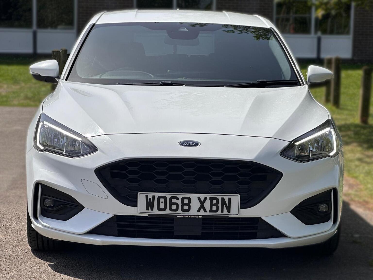 2019 Ford FOCUS 1.5T EcoBoost ST-Line Euro 6 (s/s) 5dr, exterior view 3