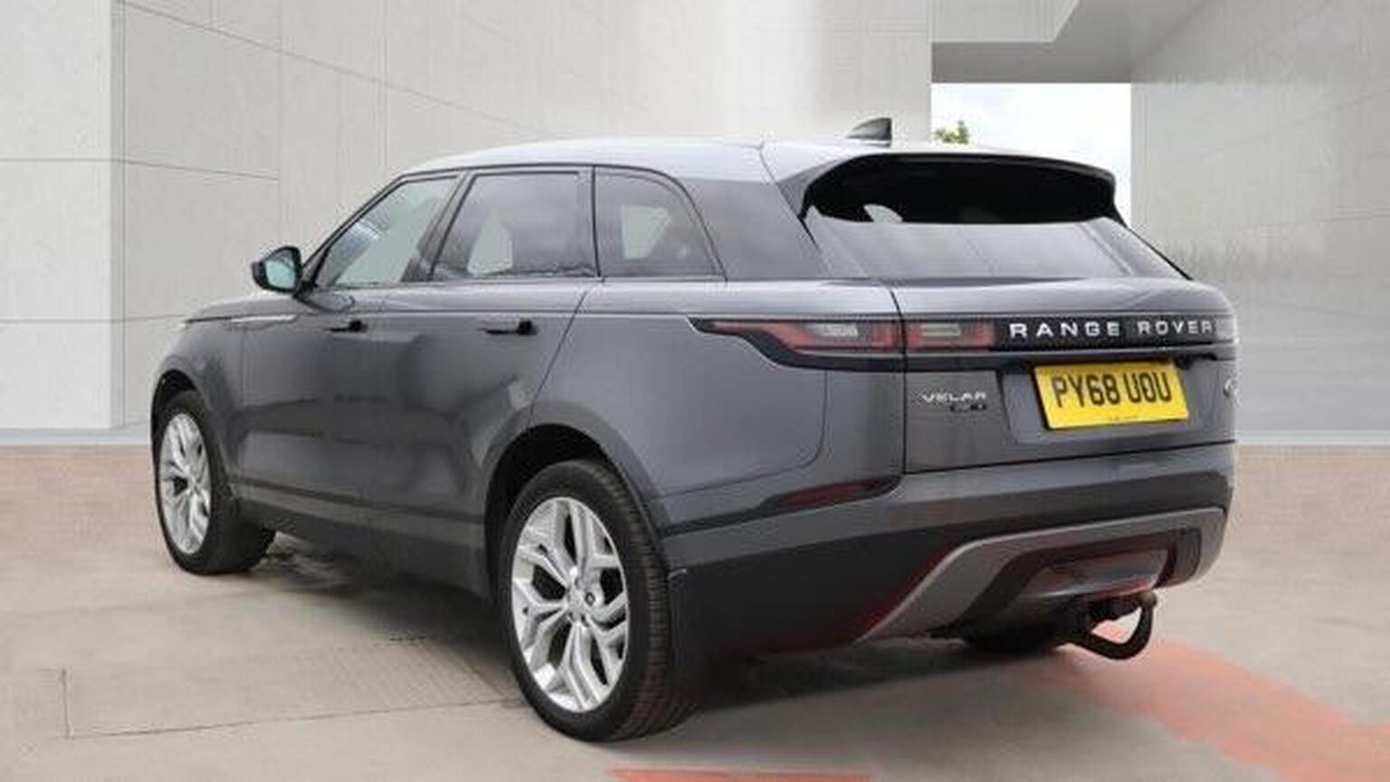 2019 Land Rover RANGE ROVER VELAR 2.0 D180 S Auto 4WD Euro 6 (s/s) 5dr, exterior view 4