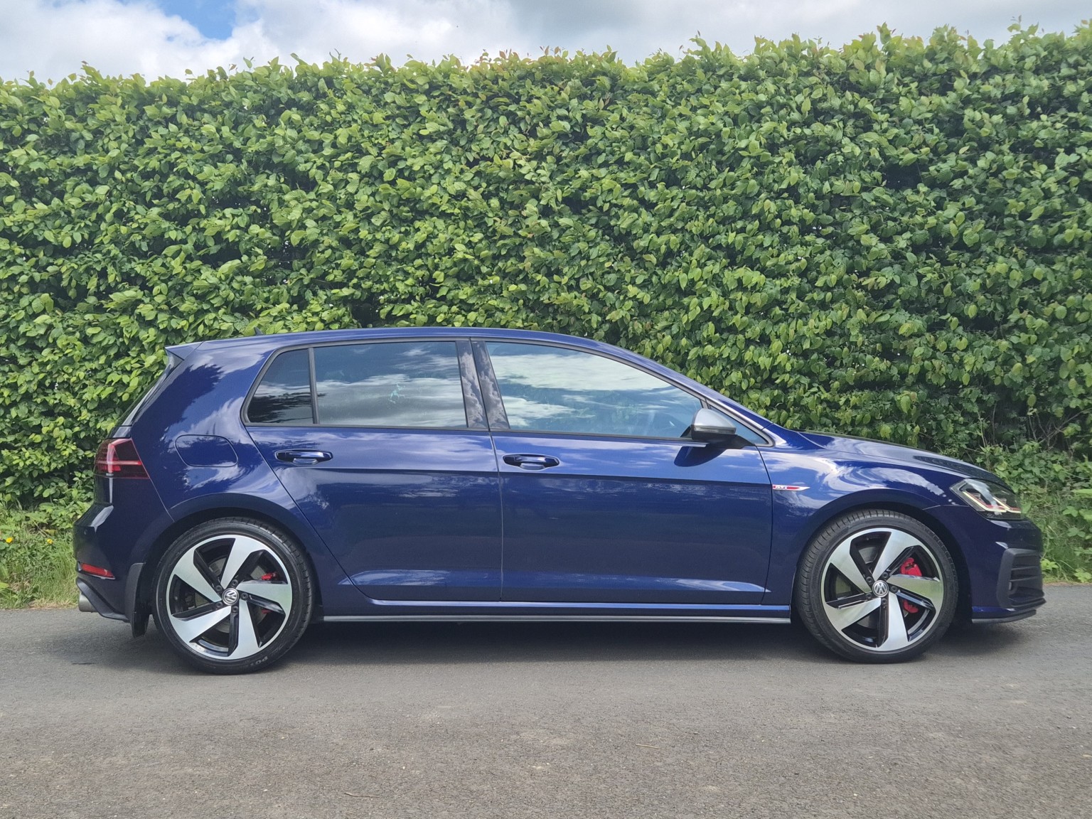 2019 Volkswagen GOLF 2.0 TSI GTI Performance, exterior view 4
