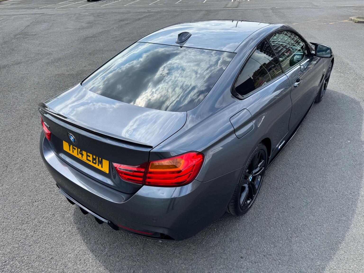 2014 BMW 4 SERIES 2.0 420d M Sport Auto xDrive Euro 6 (s/s) 2dr, exterior view 4