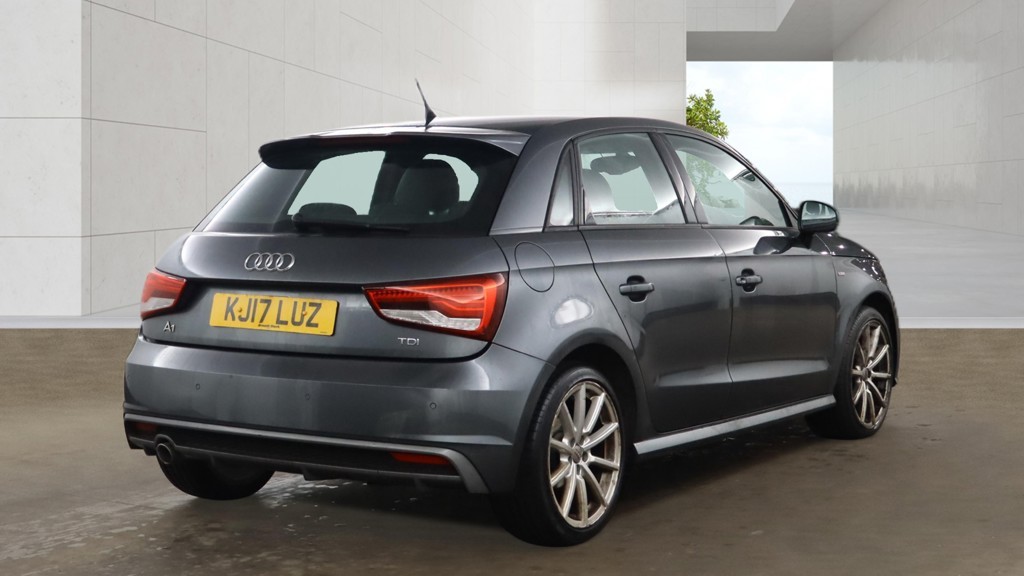 2017 Audi A1 1.6 TDI S line, exterior view 4