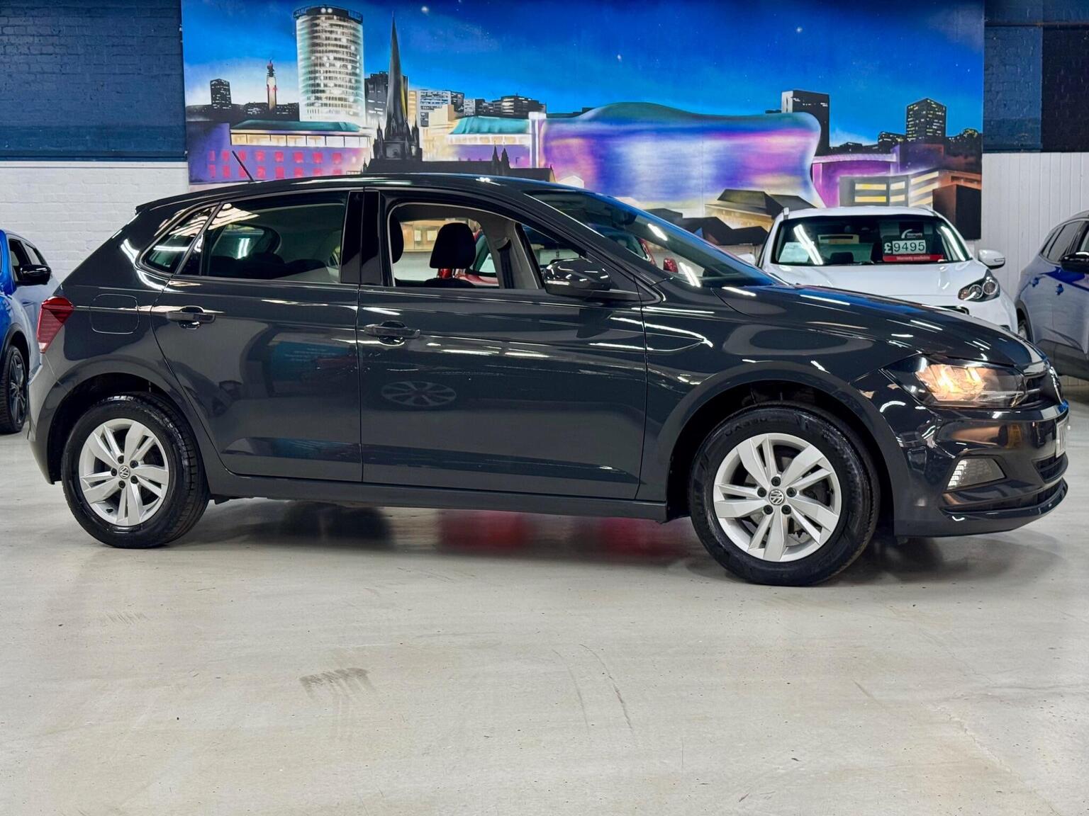 2019 Volkswagen POLO 1.0 TSI SE Euro 6 (s/s) 5dr, exterior view 2