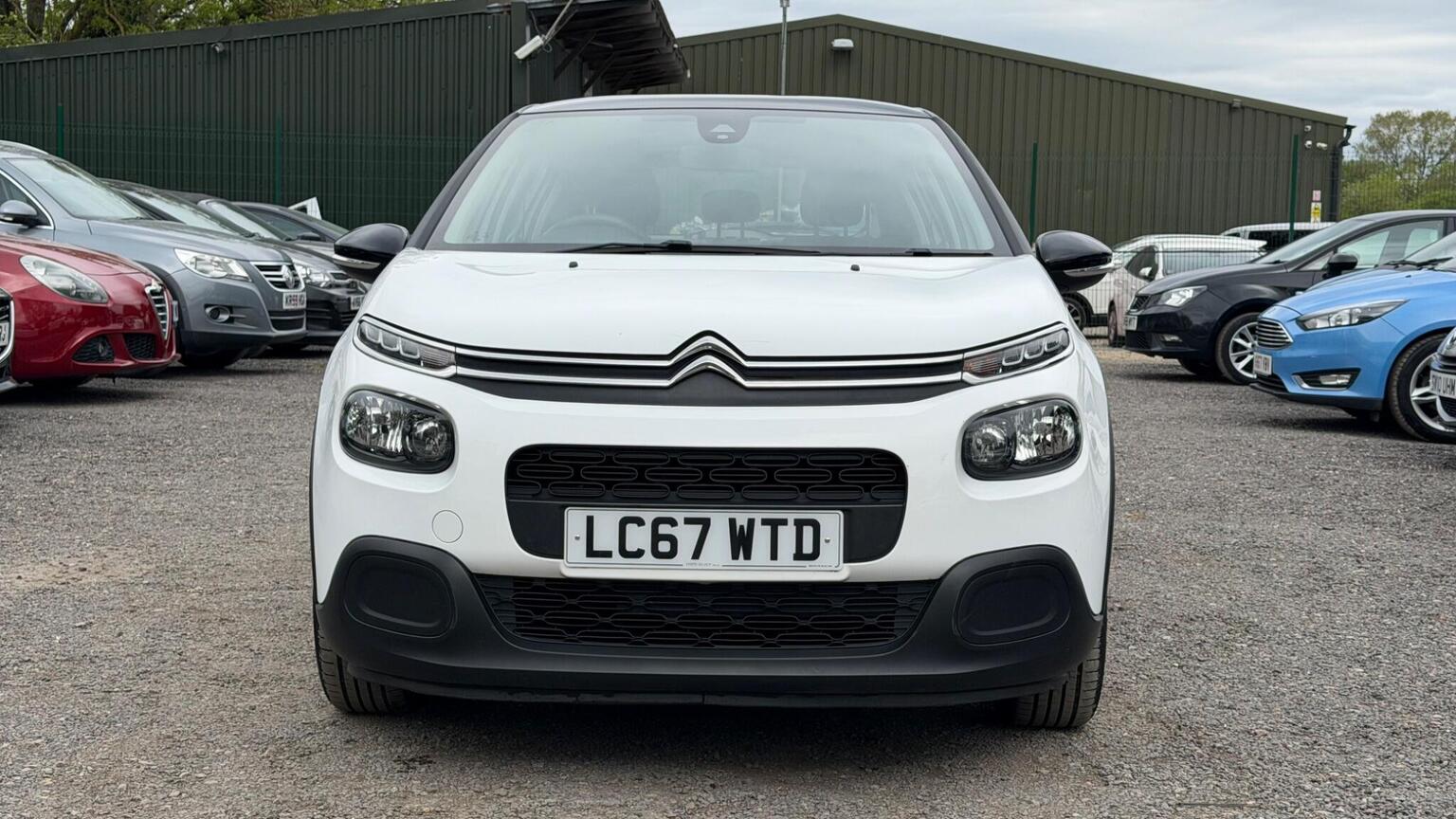 2017 Citroen C3 1.2 PureTech Feel Euro 6 5dr, exterior view 2