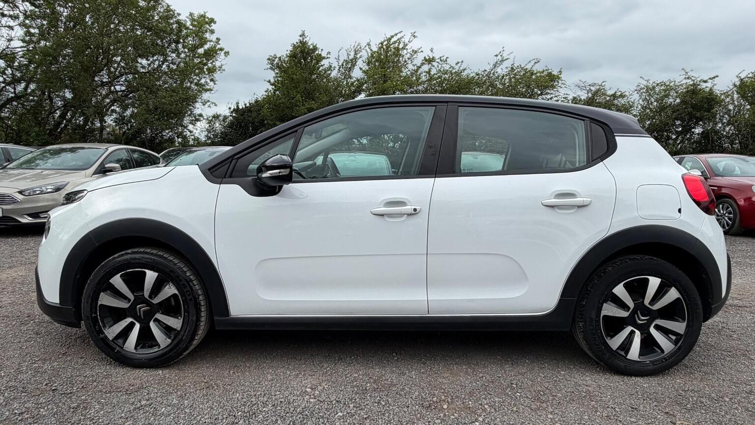 2017 Citroen C3 1.2 PureTech Feel Euro 6 5dr, exterior view 4