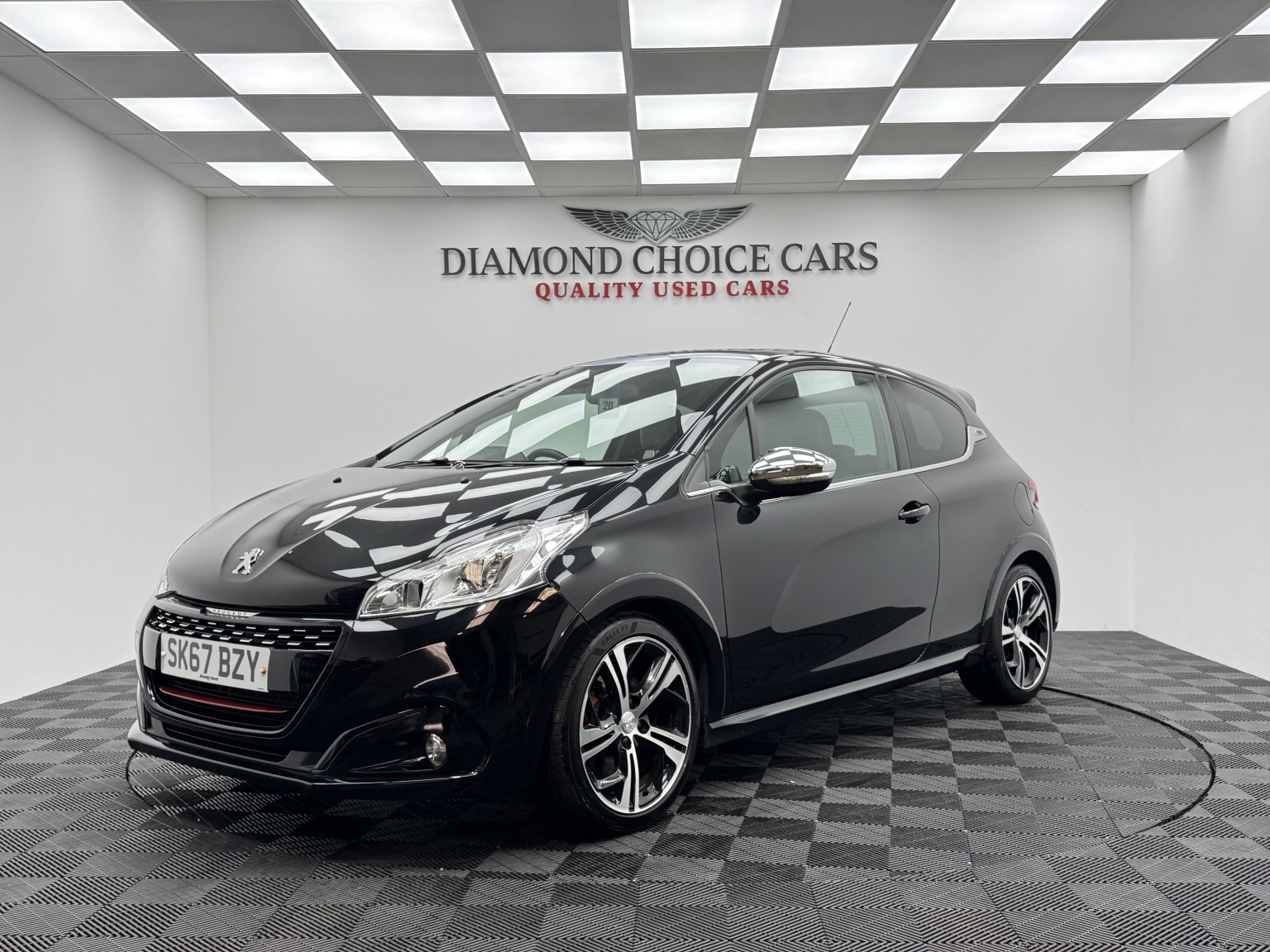 2017 Peugeot 208 1.6 THP GTi Prestige, exterior view 3