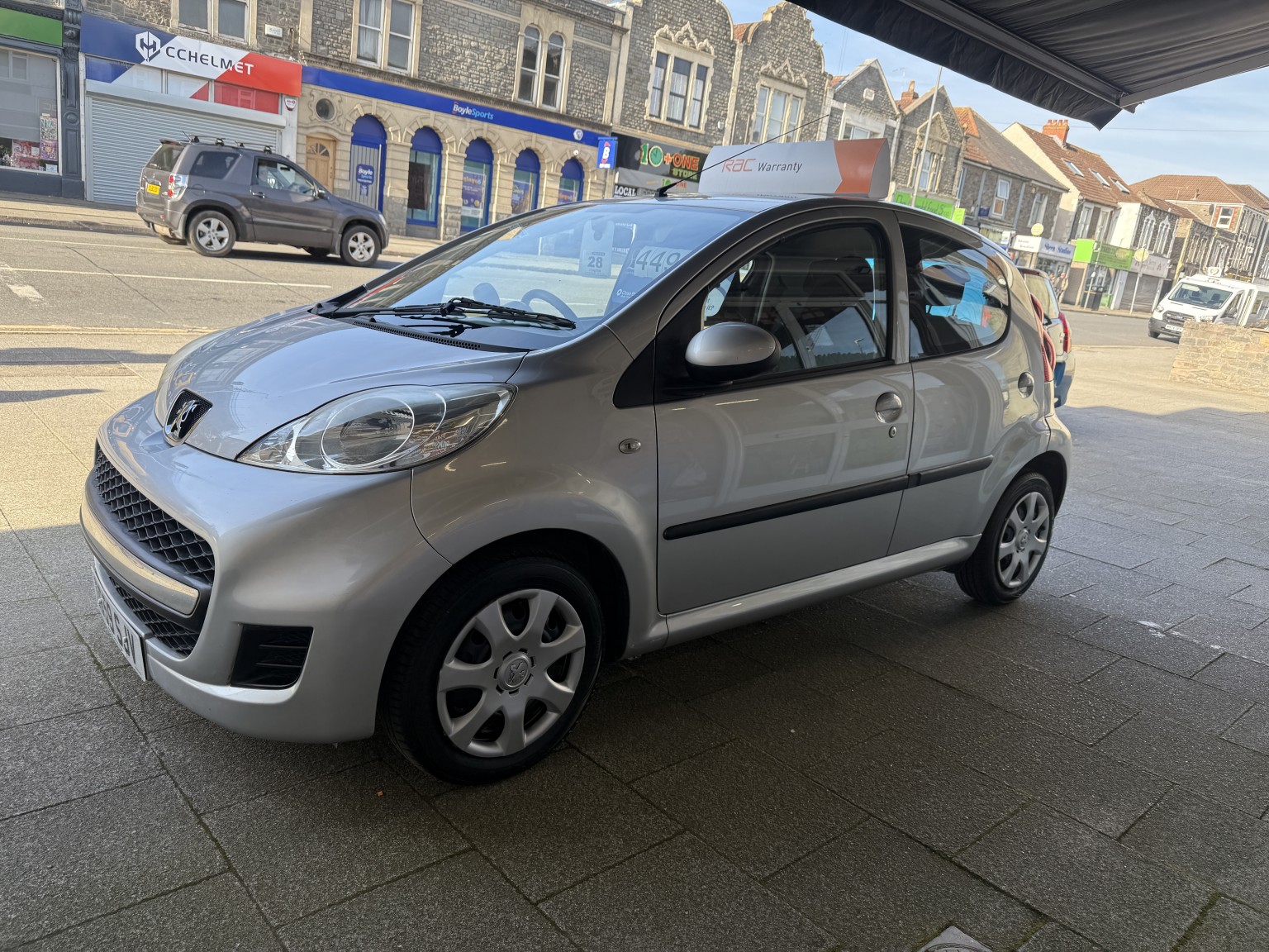 2009 Peugeot 107 1.0 12V Urban, exterior view 3