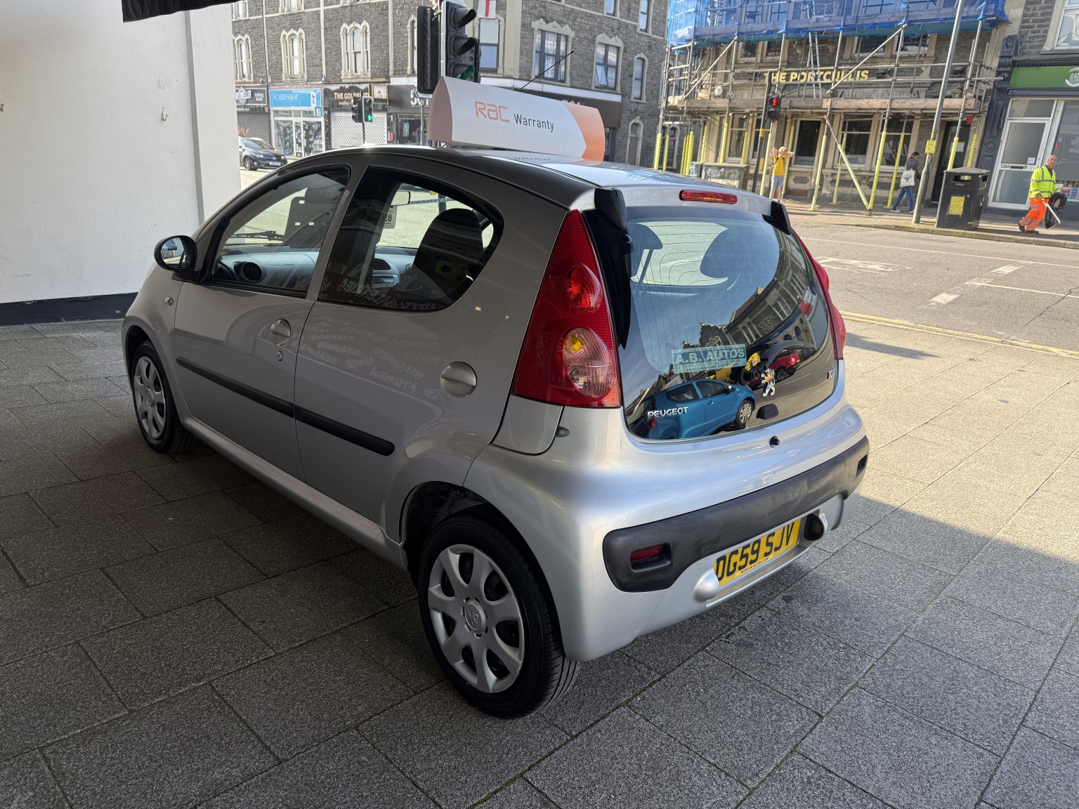 2009 Peugeot 107 1.0 12V Urban, exterior view 4