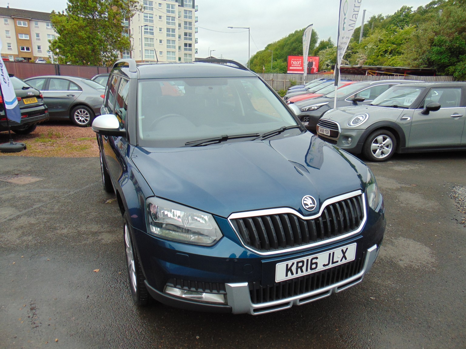 2016 Skoda YETI 2.0 TDI SE * MOT MAY 2027 * FINANCE AVAILABLE * FREE 6 MONTHS WARRANTY * PART EXCHANGES WELCOME *, exterior view 4