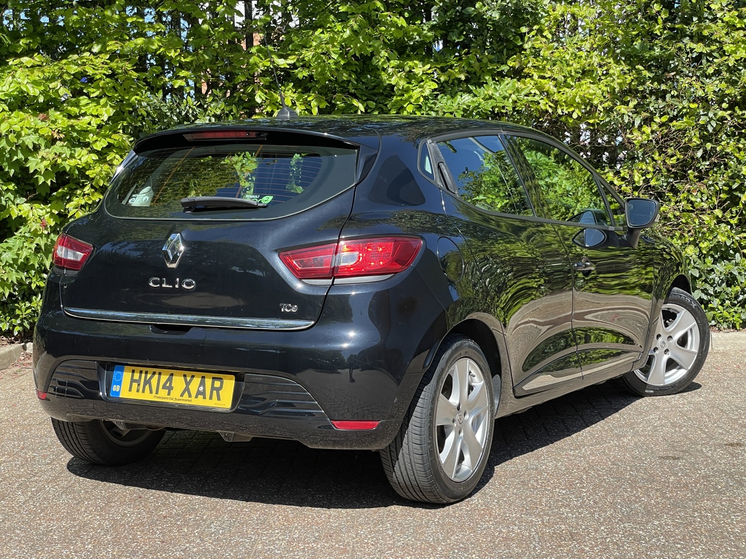 2014 Renault CLIO 0.9 Dynamique MediaNav Eco� TCe 90 Stop & Start, exterior view 3