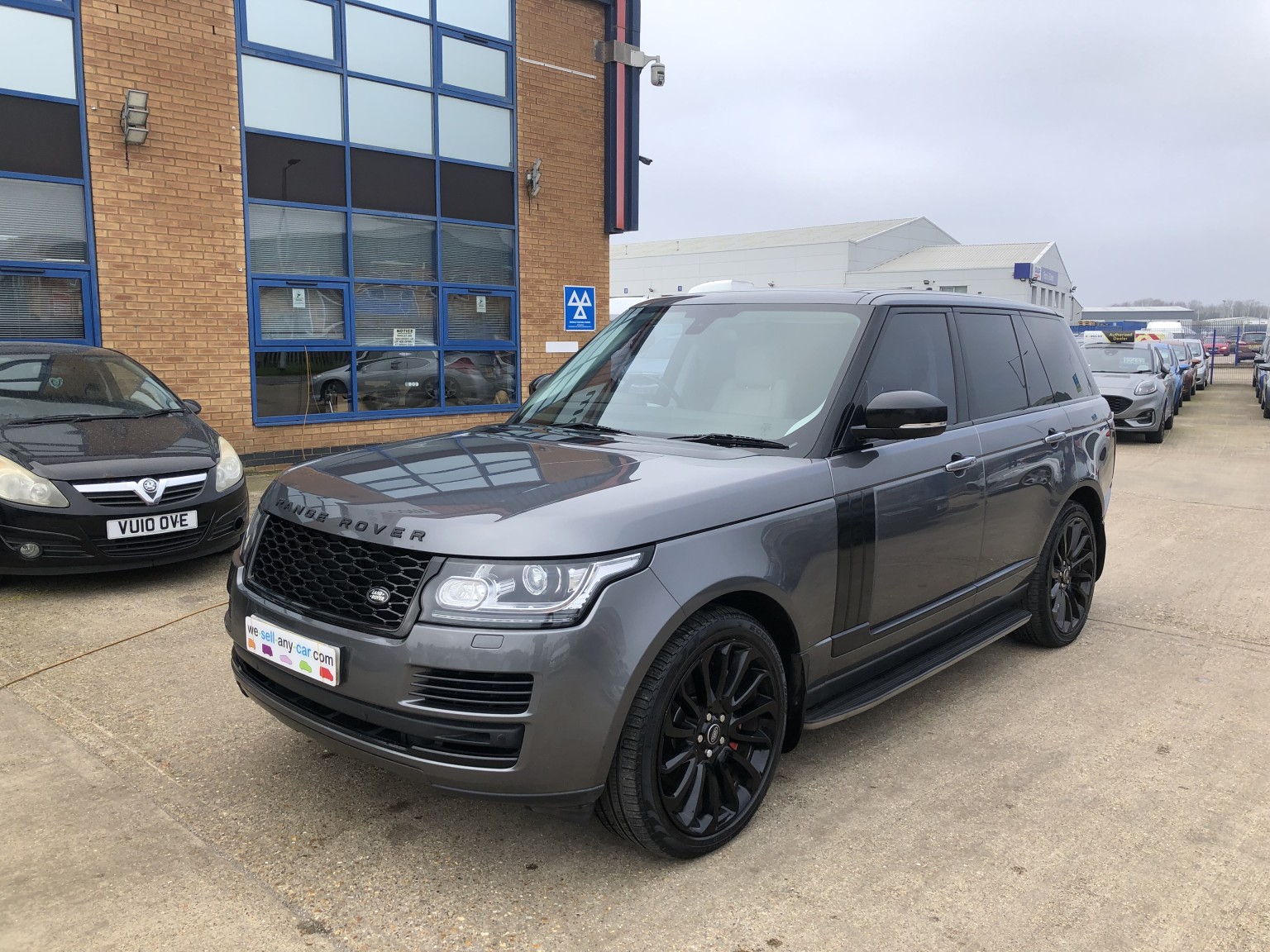 2015 Land Rover RANGE ROVER 4.4 SD V8 Vogue SE, exterior view 3
