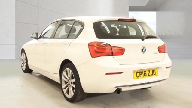 2016 BMW 1 SERIES 1.5 116d Sport 5-Door Diesel White 5dr LOWTAX+SATNAV+9 STAMPS, exterior view 2