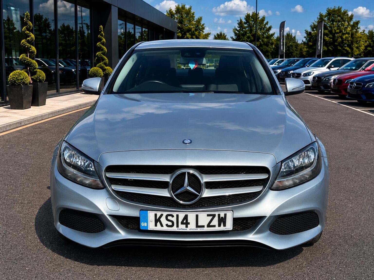 2014 Mercedes-Benz C CLASS 2.1 C220 BlueTEC SE Euro 6 (s/s) 4dr, exterior view 2