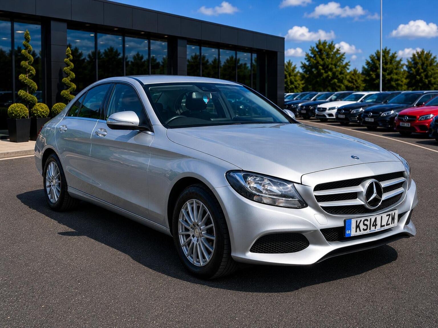 2014 Mercedes-Benz C CLASS 2.1 C220 BlueTEC SE Euro 6 (s/s) 4dr, exterior view 3