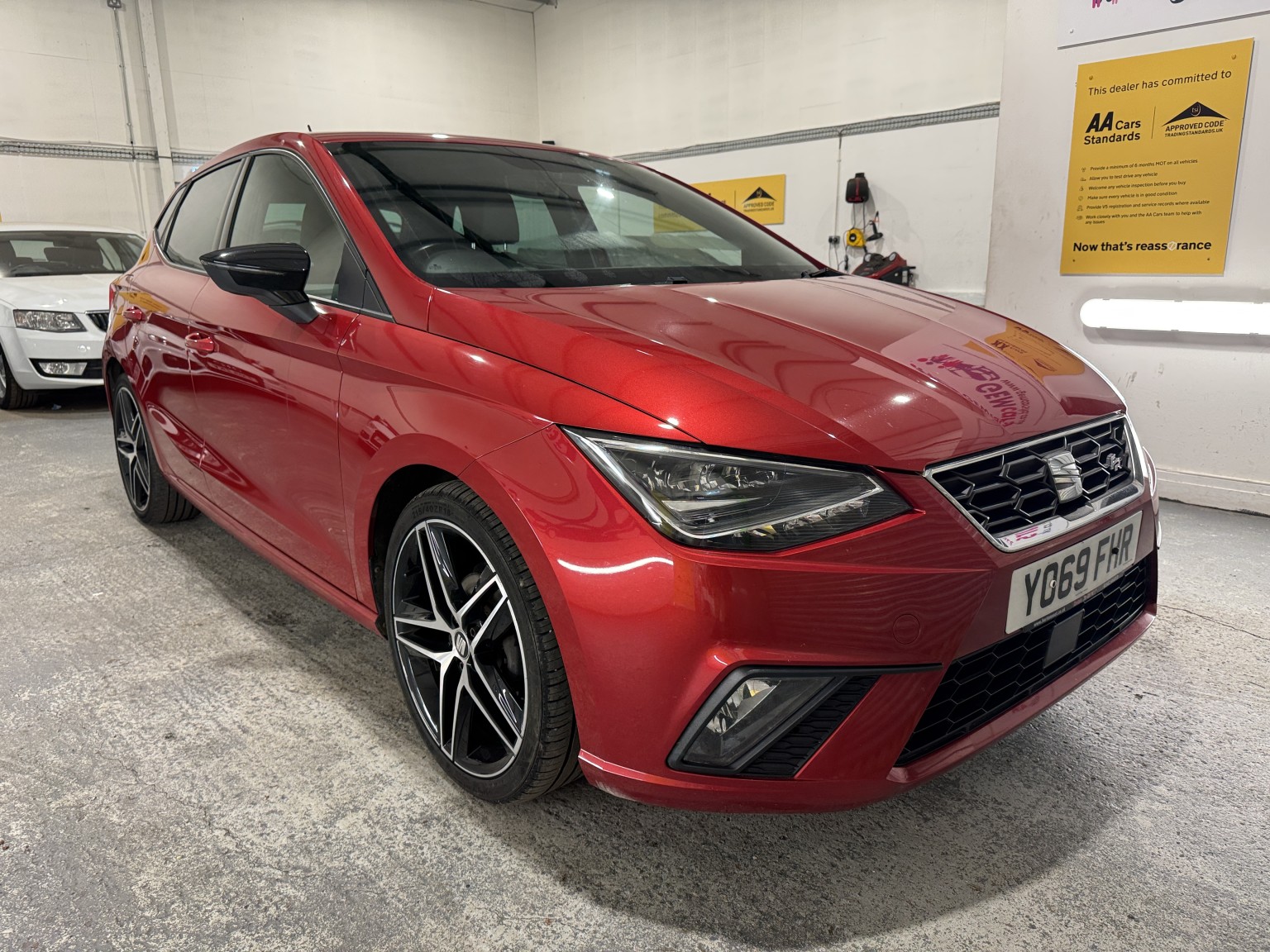 2020 SEAT IBIZA 1.0 TSI FR Sport, exterior view 3