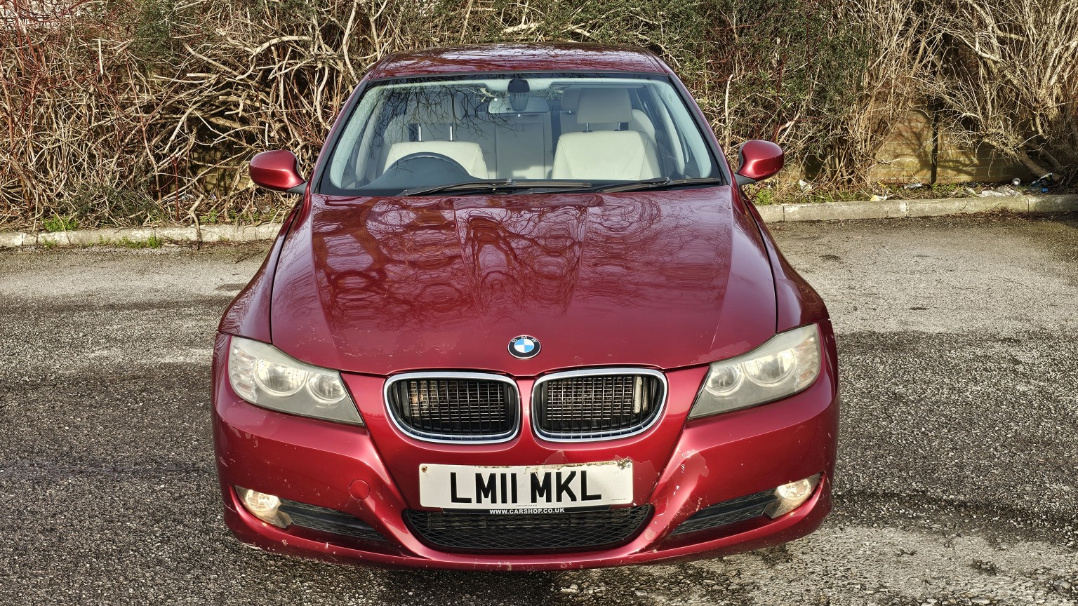 2011 BMW 3 SERIES 2.0 318d ES, exterior view 3