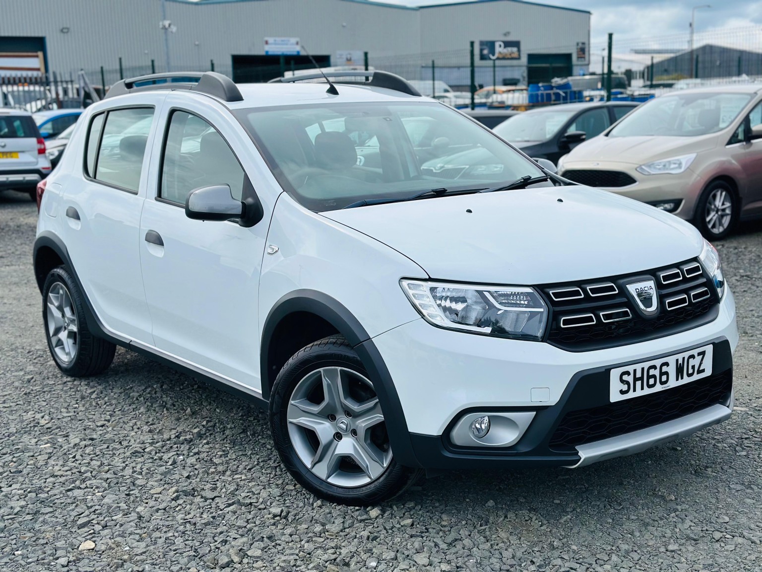 2016 Dacia SANDERO STEPWAY 0.9 Stepway Ambiance TCe 90 for sale, exterior front view