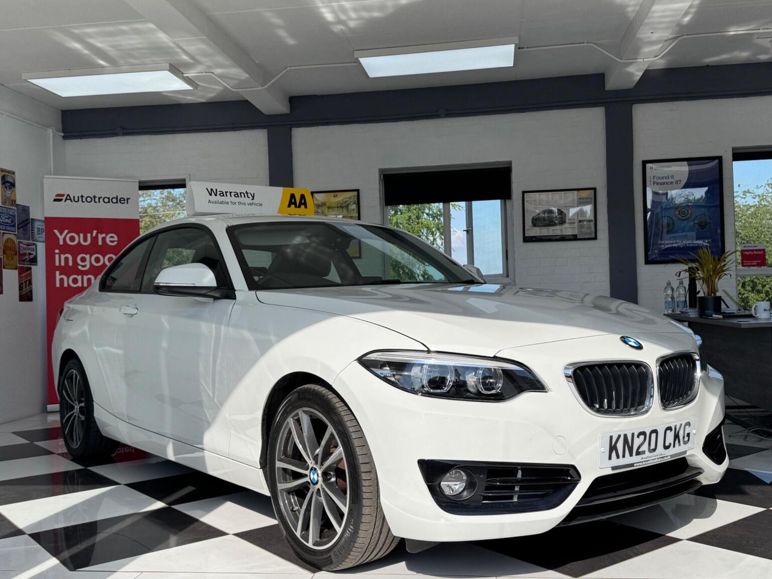2019 BMW 2 SERIES 2.0 218d Sport Euro 6 (s/s) 2dr for sale, exterior front view