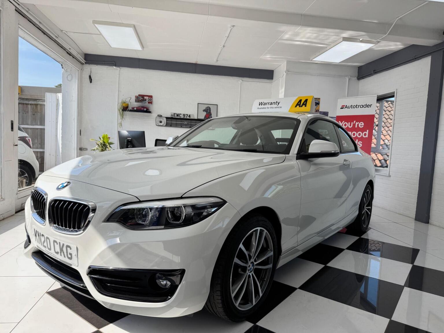 2019 BMW 2 SERIES 2.0 218d Sport Euro 6 (s/s) 2dr, exterior view 3