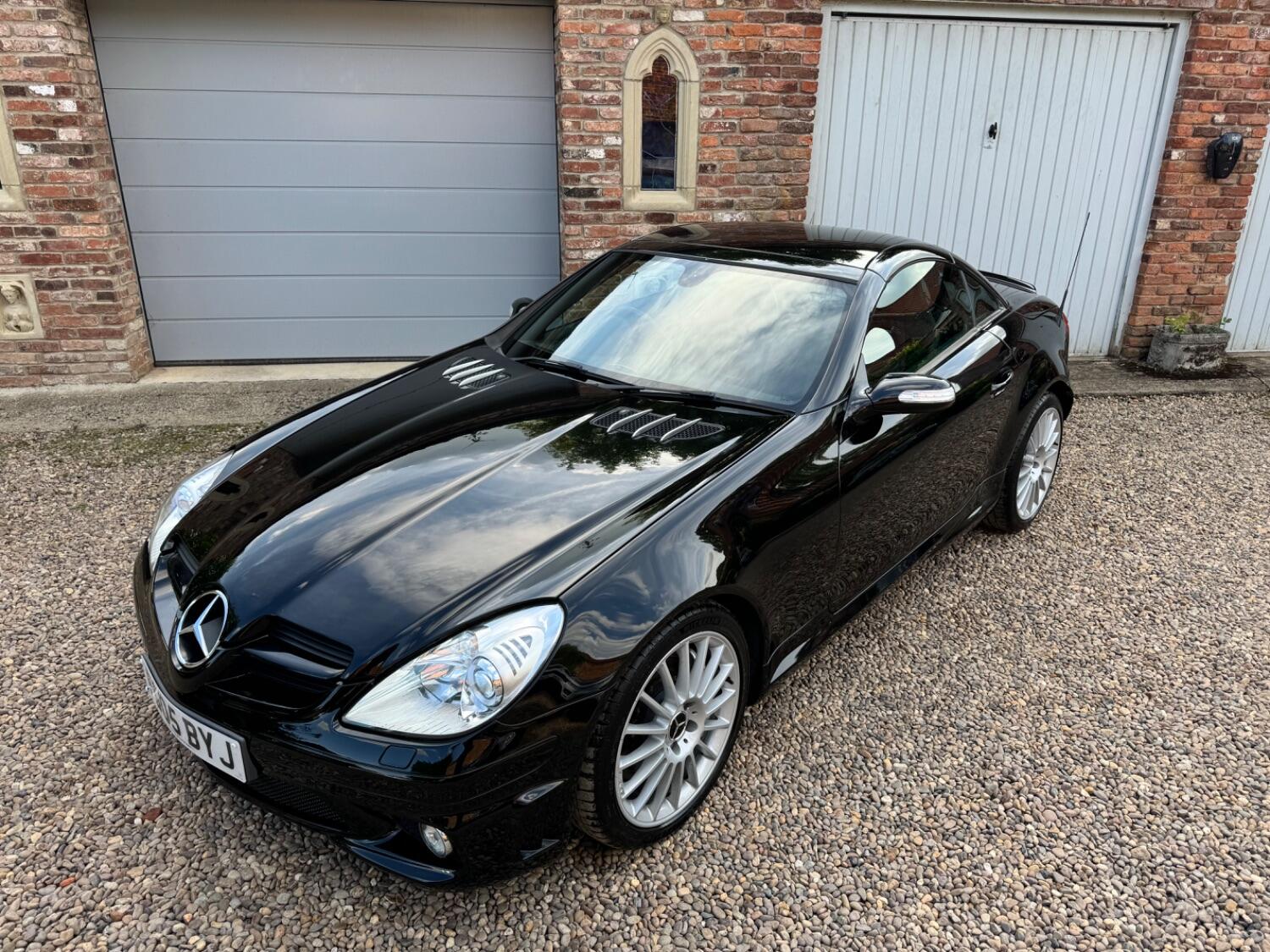 2005 Mercedes-Benz SLK 5.4 SLK55 AMG, exterior view 2