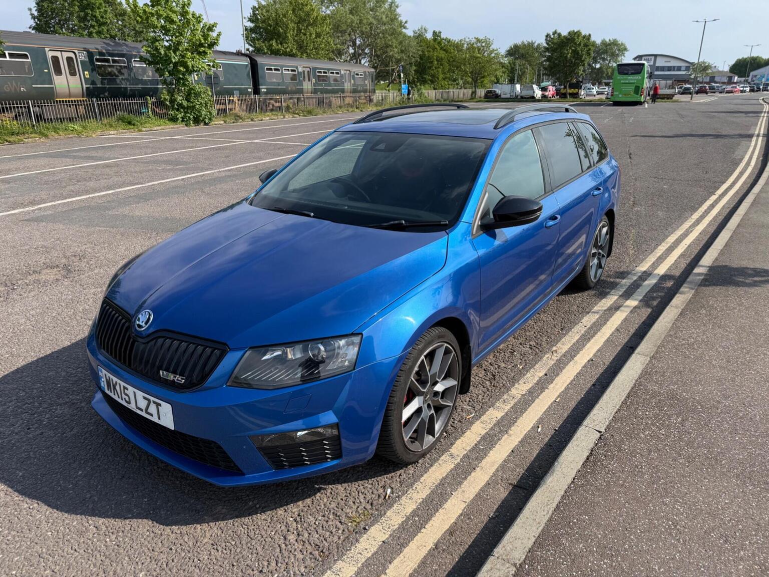 2015 Skoda OCTAVIA 2.0 TDI vRS DSG Euro 5 (s/s) 5dr, exterior view 3