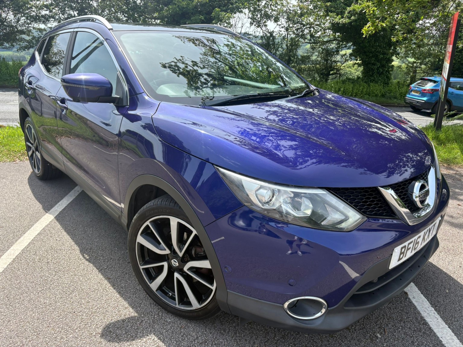 2016 Nissan QASHQAI 1.5 dCi Tekna for sale, exterior front view