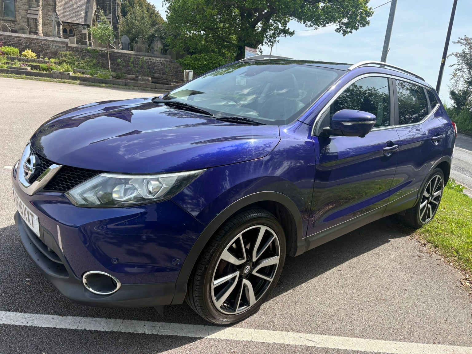 2016 Nissan QASHQAI 1.5 dCi Tekna, exterior view 4