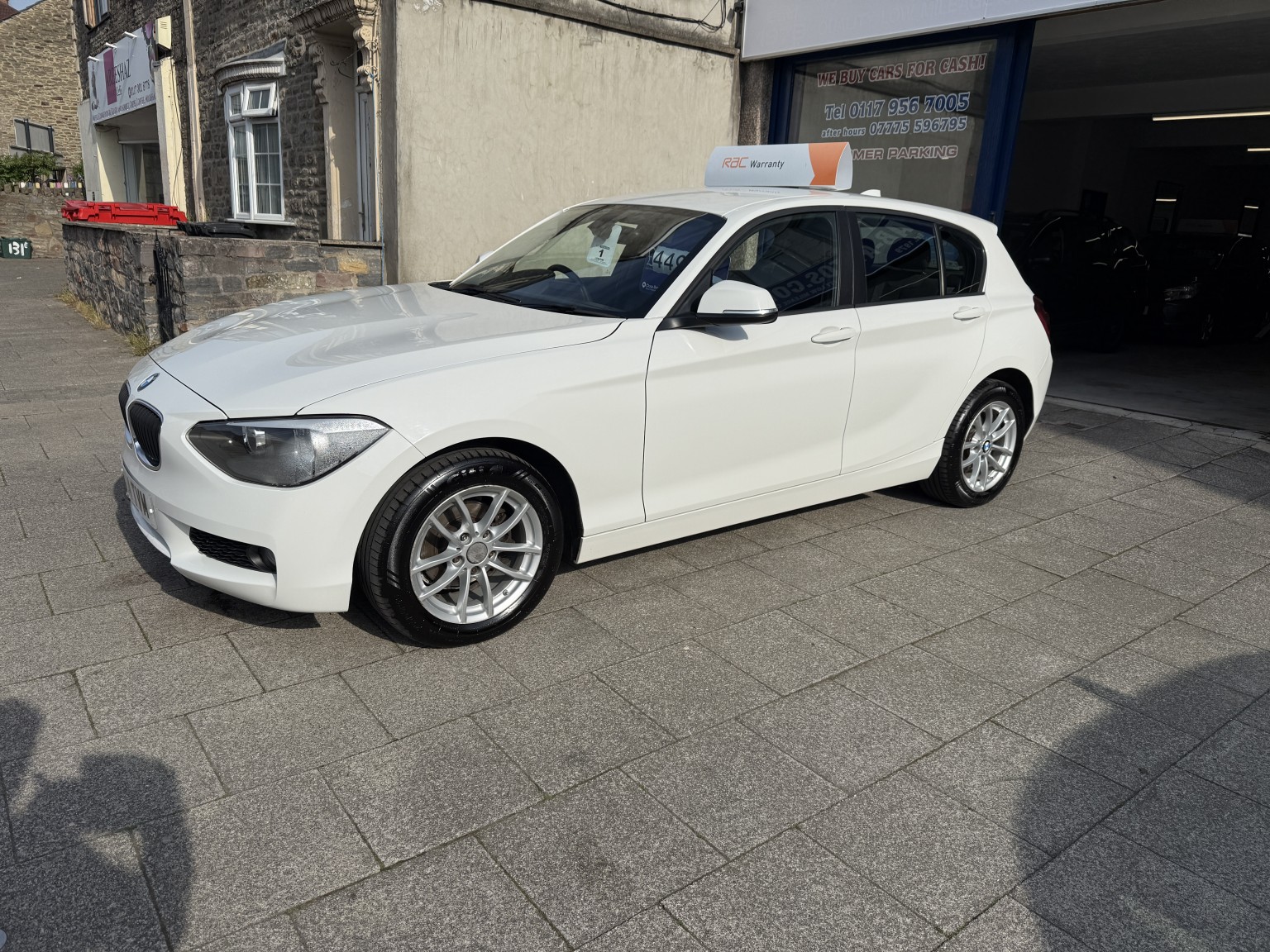 2014 BMW 1 SERIES 1.6 116i SE 5-door, exterior view 3