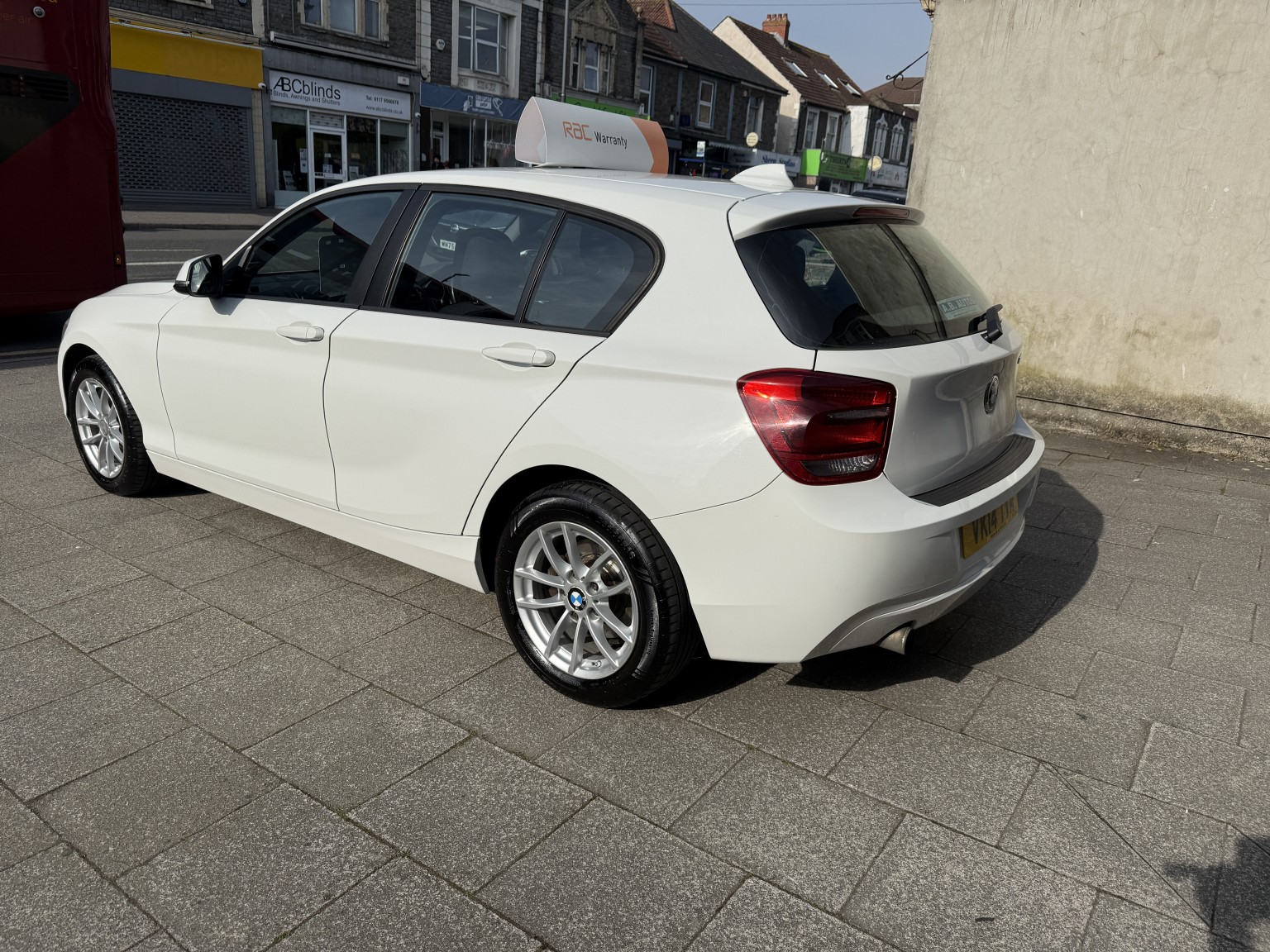 2014 BMW 1 SERIES 1.6 116i SE 5-door, exterior view 4