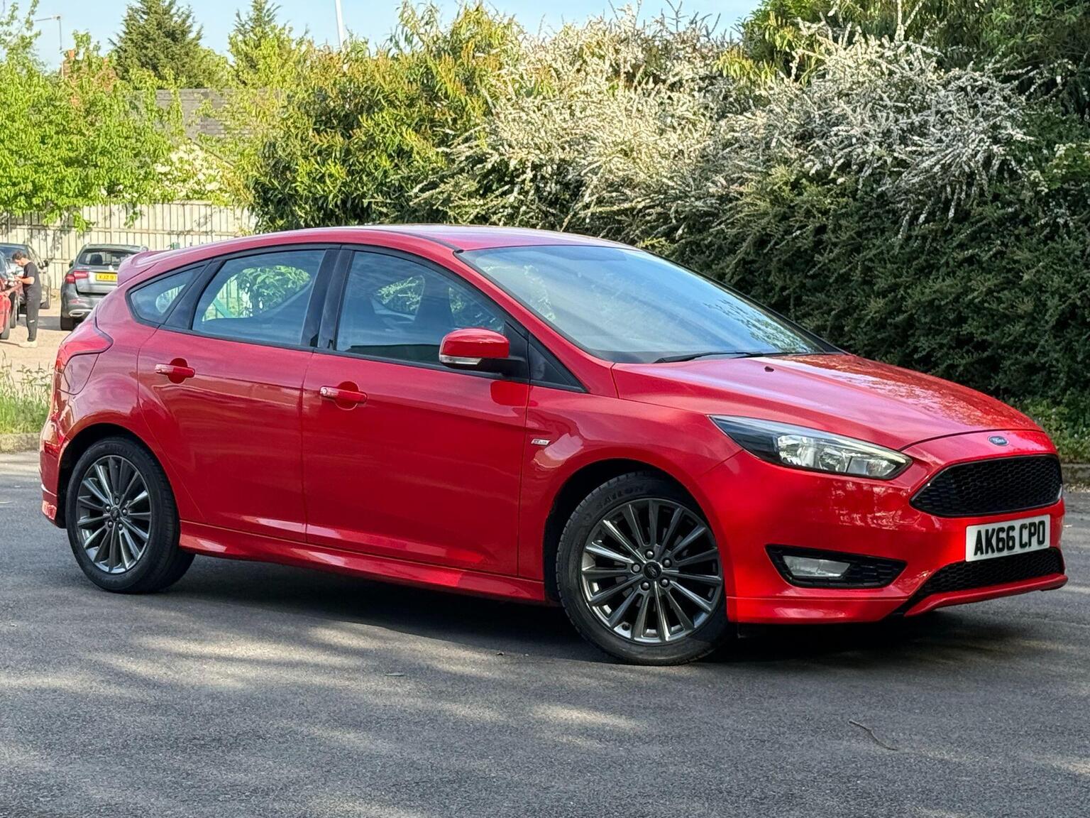 2016 Ford FOCUS 1.5 TDCi ST-Line Euro 6 (s/s) 5dr for sale, exterior front view