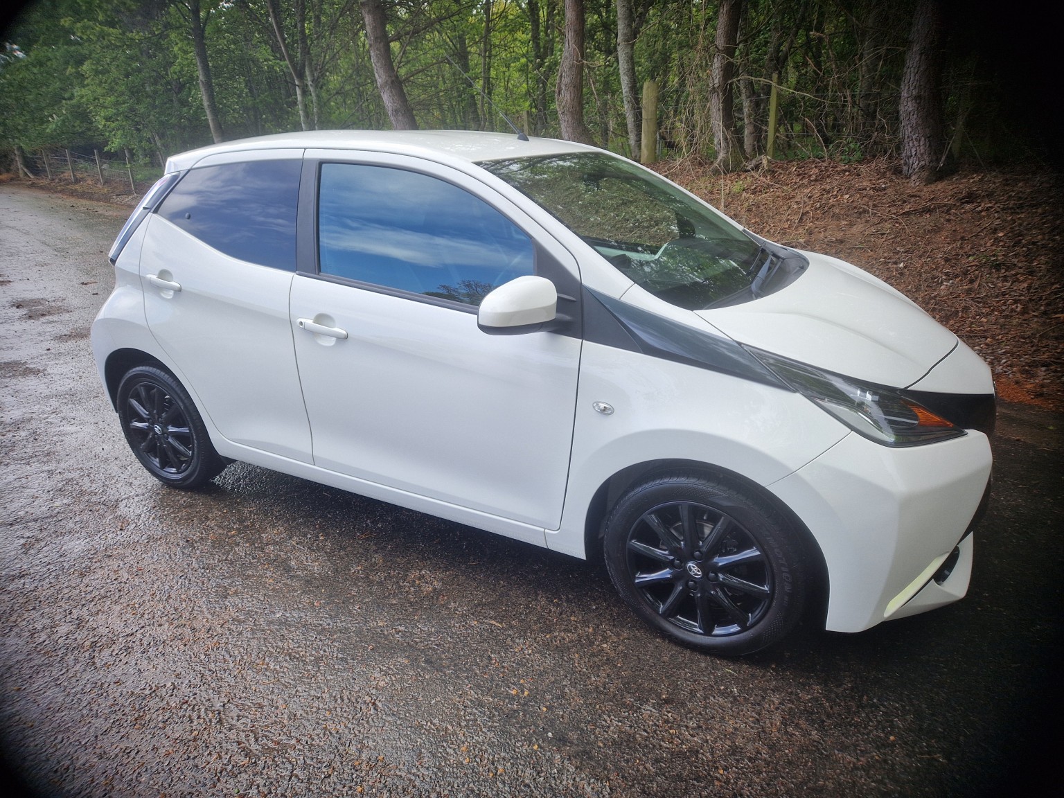 2017 Toyota Aygo 1.0 VVT-i x-style for sale in the UK