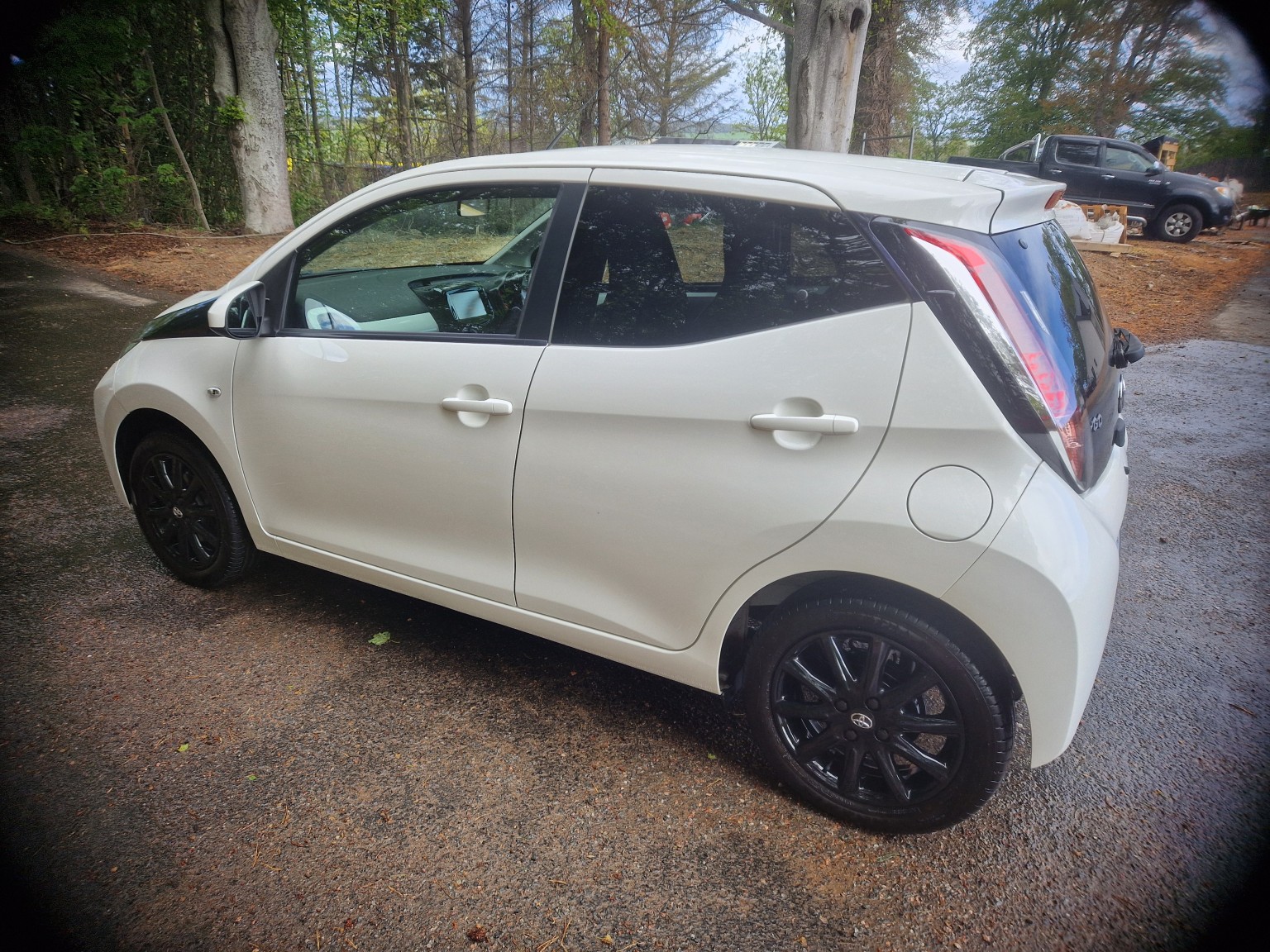 2017 Toyota AYGO 1.0 VVT-i x-style, exterior view 3