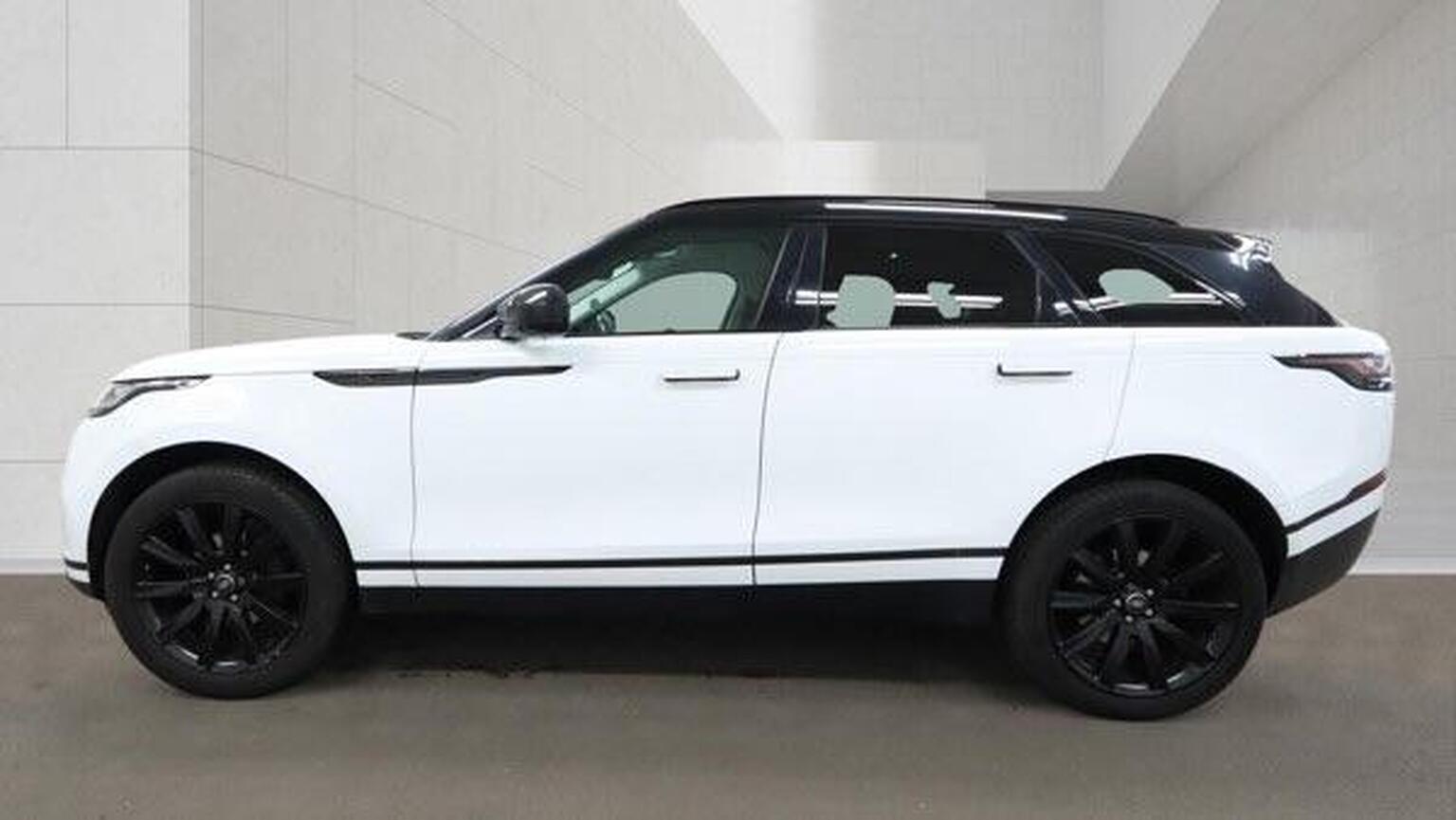 2018 Land Rover RANGE ROVER VELAR 2.0 D240 S Auto 4WD Euro 6 (s/s) 5dr, exterior view 3