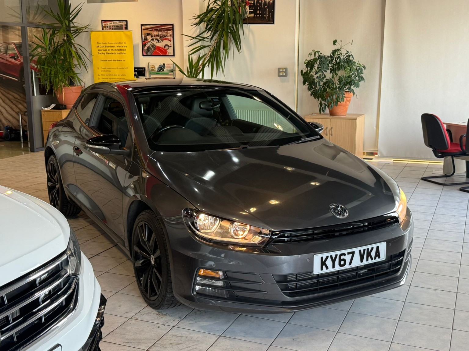 2017 Volkswagen SCIROCCO 2.0 TDI GT Black Edition, exterior view 2