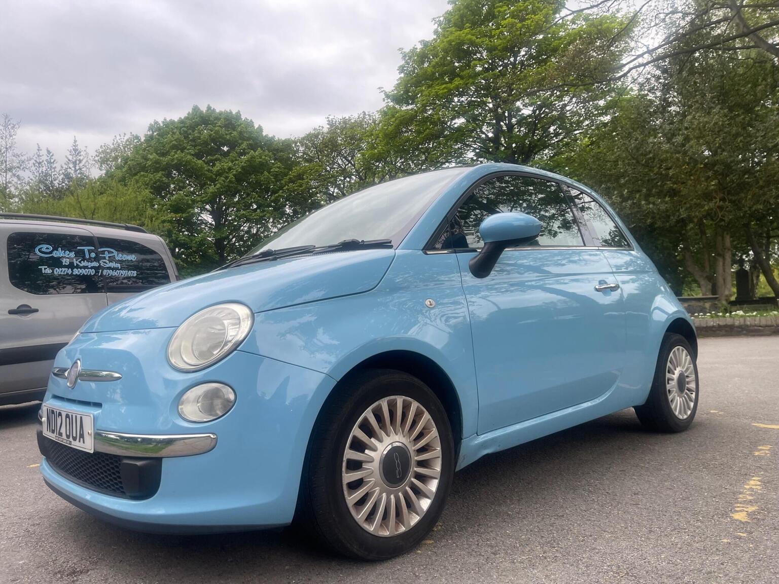 2012 Fiat 500 1.2 Lounge Euro 5 (s/s) 3dr, exterior view 3