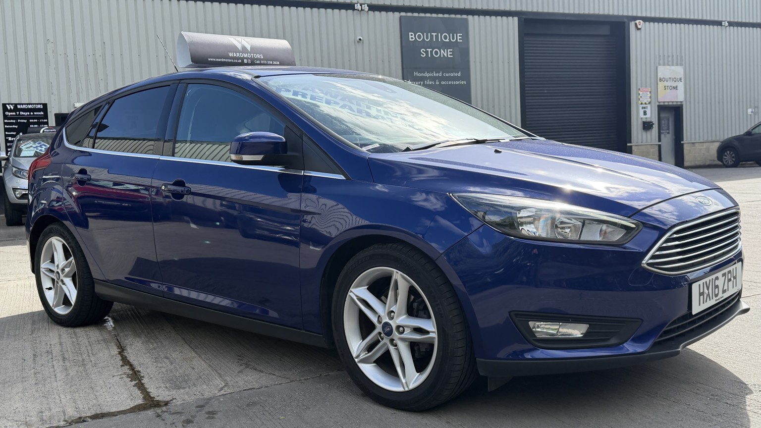 2016 Ford FOCUS 1.0 T EcoBoost Zetec Blue 5dr LOWTAX+SATNAV+10 STAMPS, exterior view 3