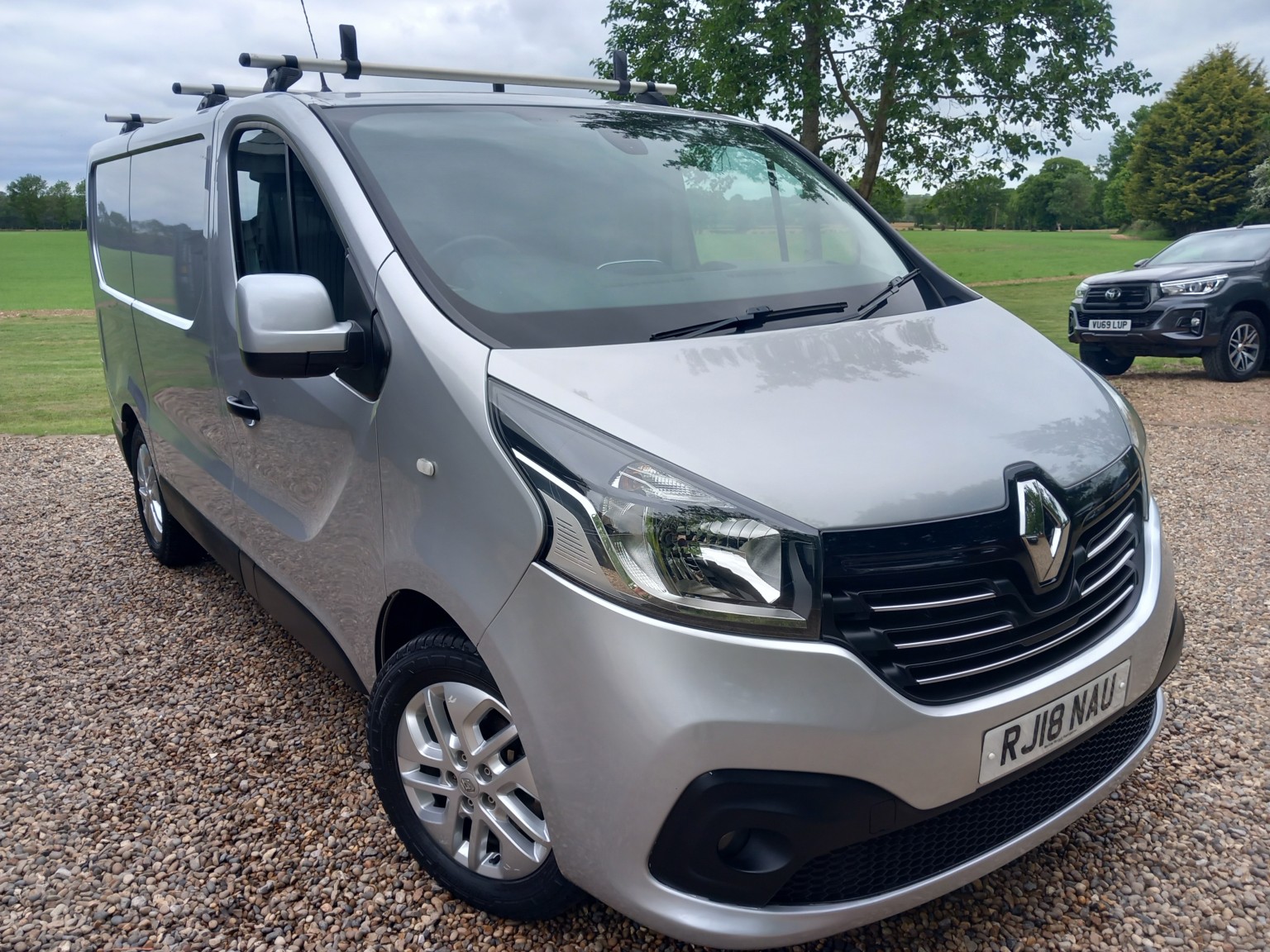 2018 Renault TRAFIC 1.6 SL27 dCi 120 Sport Nav Euro 6, exterior view 3
