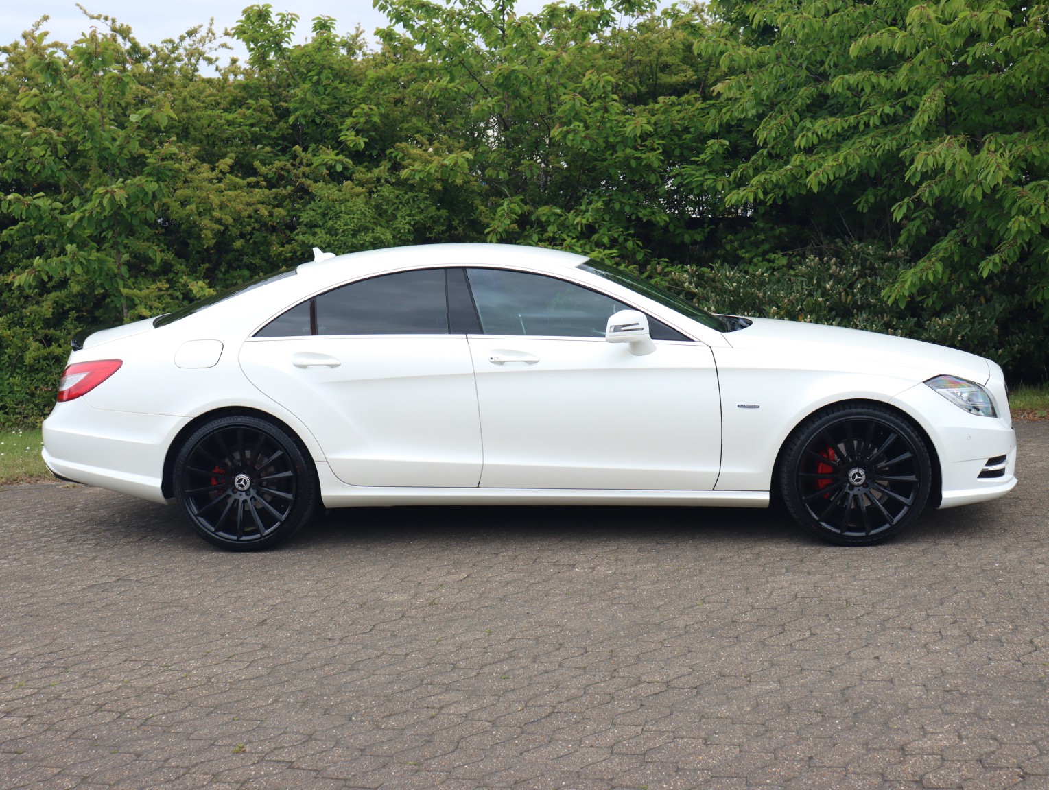 2012 Mercedes-Benz CLS 3.0 CLS350 CDI V6 BlueEfficiency Sport, exterior view 2