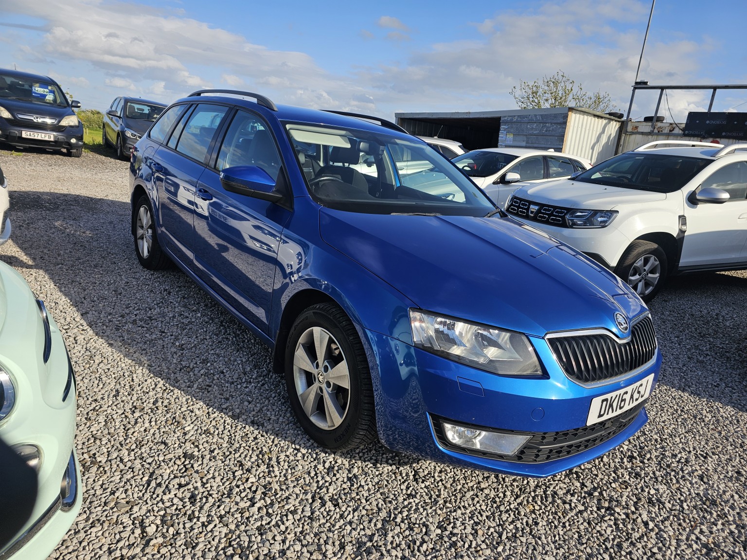 2016 Skoda OCTAVIA 1.6 TDI SE L, exterior view 2
