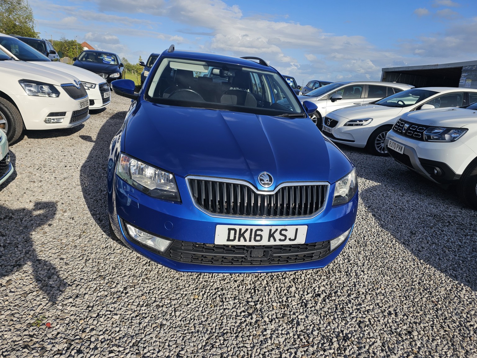 2016 Skoda OCTAVIA 1.6 TDI SE L, exterior view 3
