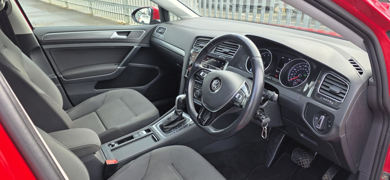 2017 Volkswagen GOLF 1.4 TSI SE, exterior view 3