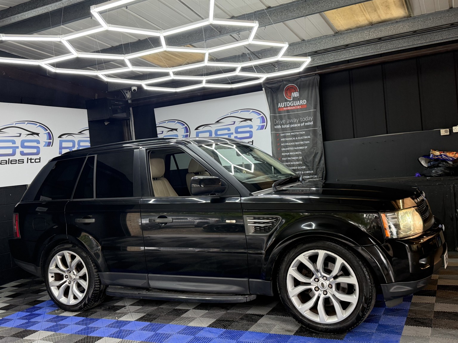 2010 Land Rover RANGE ROVER SPORT 3.0 TD V6 HSE, exterior view 3