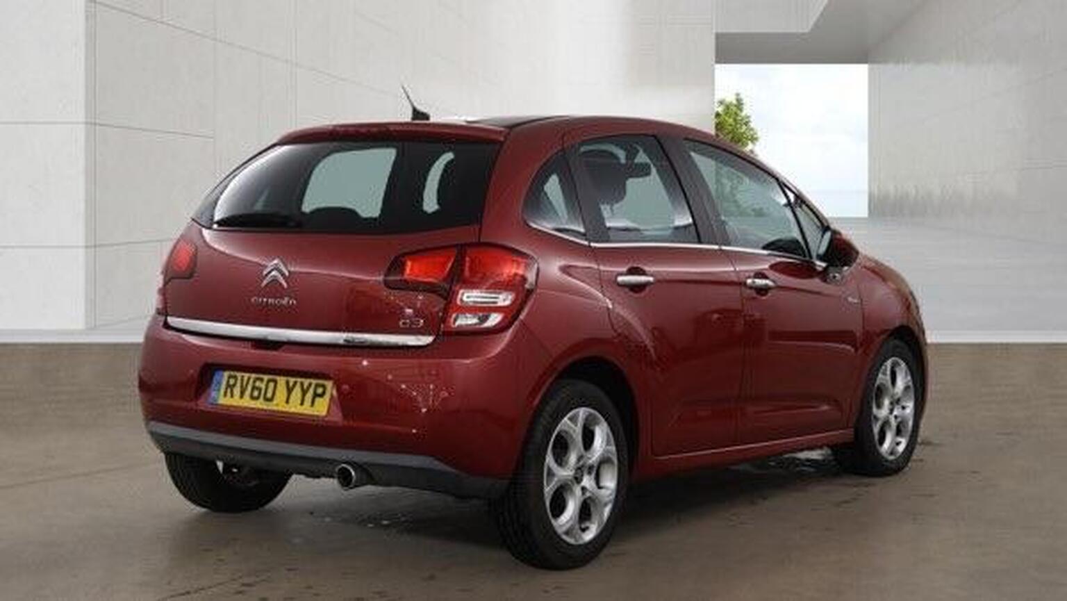 2010 Citroen C3 1.6 VTi Exclusive Auto Euro 5 5dr, exterior view 3
