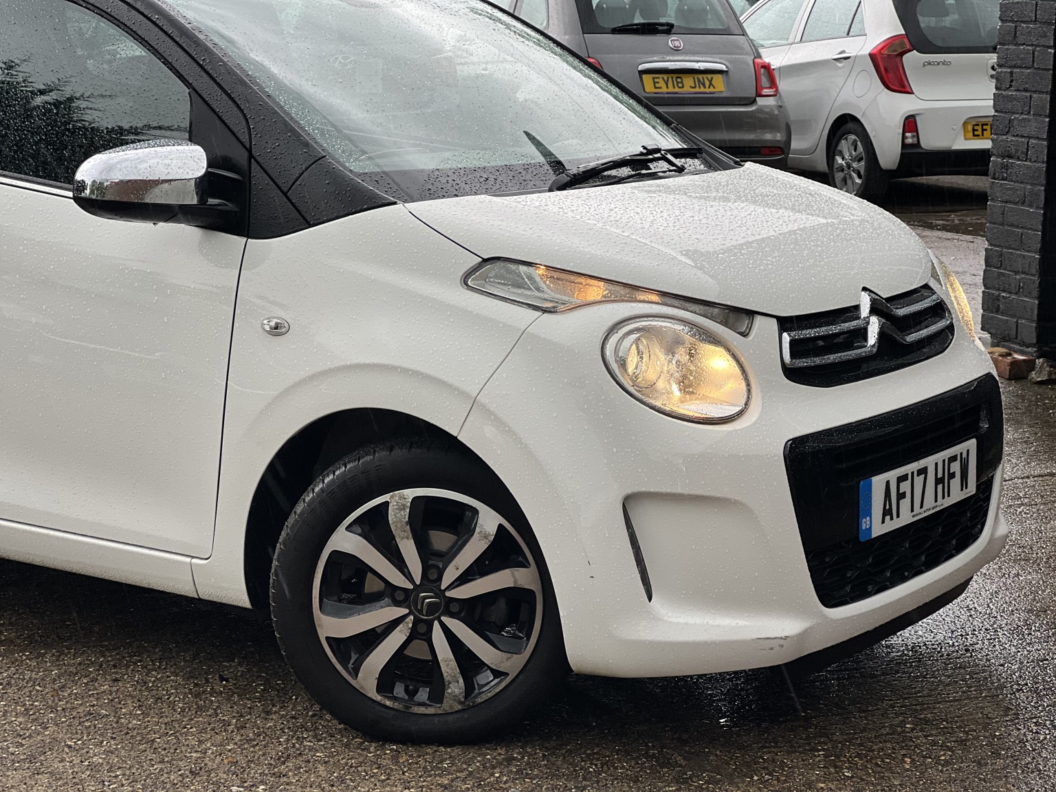 2017 Citroen C1 1.2 PureTech Flair, exterior view 3